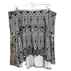 Torrid Women’s Size 2 Black and White High-Low A-Line Lace Skirt